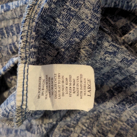 J.M. Fleurette Sweater - Picture 6 of 6